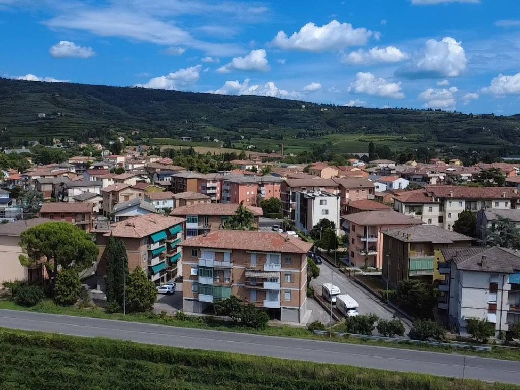 Appartamento a Verona in Via dei Faggi - Foto 4