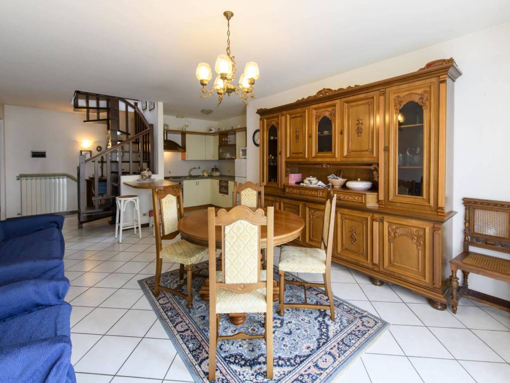 Appartamento a Gorizia in VIA DUCA D'AOSTA - Foto 2