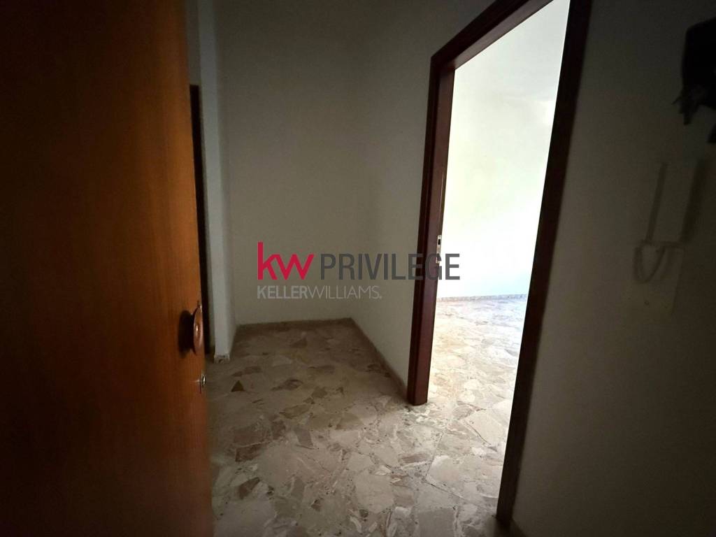 Appartamento a Brindisi in Viale Porta Pia, 13 - Foto 5