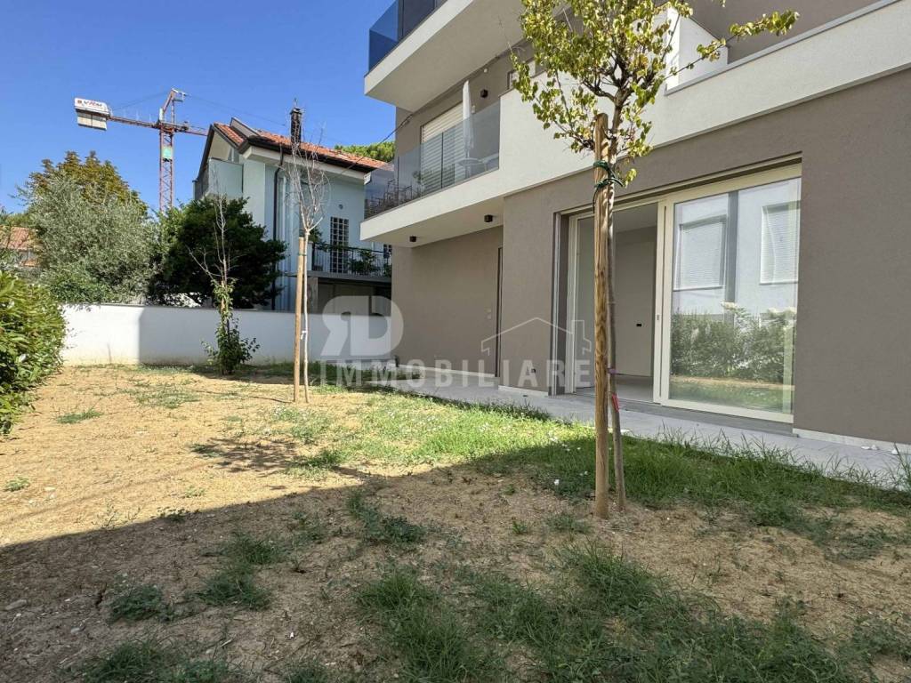 Appartamento a Riccione in Viale Virgilio Marone Publio - Foto 2