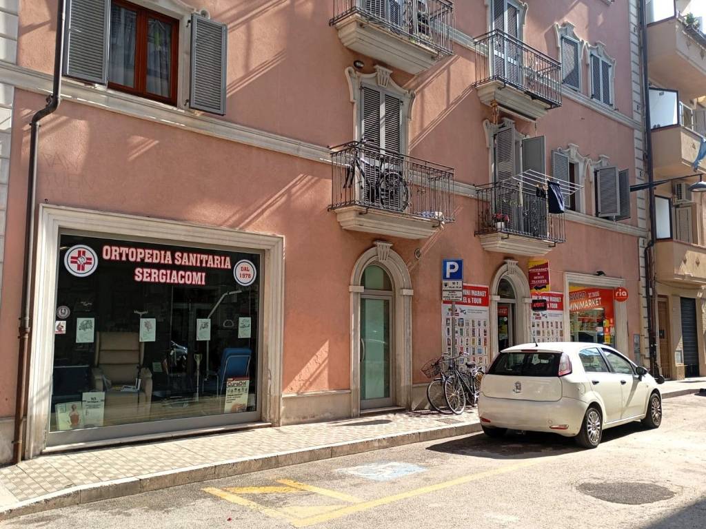 Immobile a San benedetto del tronto in Via Palermo, 12 - Foto 3