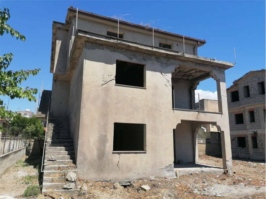Palazzo / stabile a Castel volturno - Foto 4