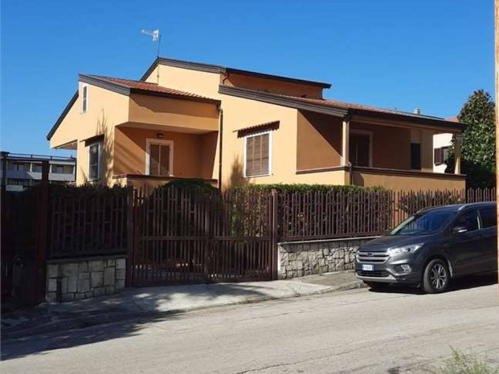 Palazzo / stabile a Teano in Via Orto Cesare - Foto 3