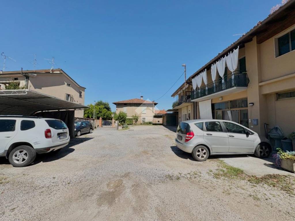 Rustico / casale a Adro in Via Bartolomeo Signoroni, 5 - Foto 2