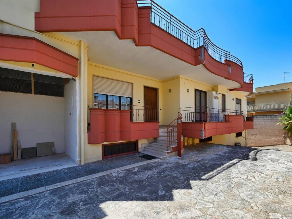 Casa indipendente a Turi in Via Rutigliano - Foto 2