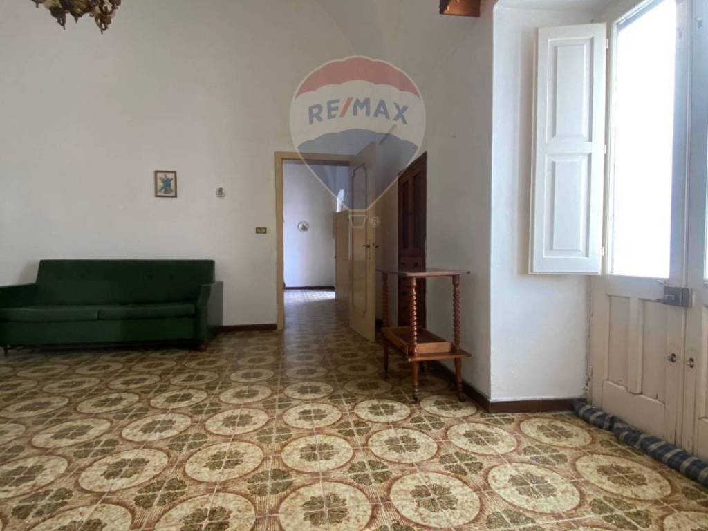 Casa indipendente a Castrignano del capo in Via Giulio Cesare - Foto 5