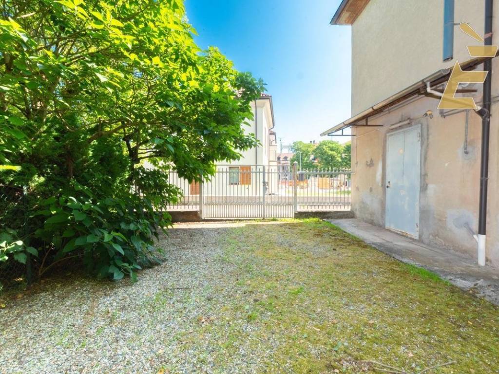 Casa indipendente a Valenza in via Bologna, 12 - Foto 4