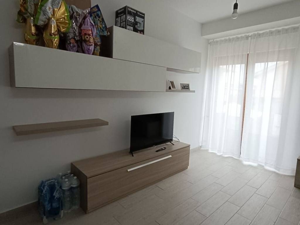 Appartamento a Valdina in Viale Rinascita - Foto 3