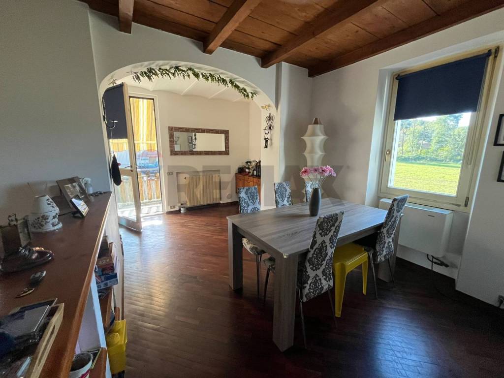Casa indipendente a Cuvio in Via Giuseppe Verdi, 7 - Foto 3
