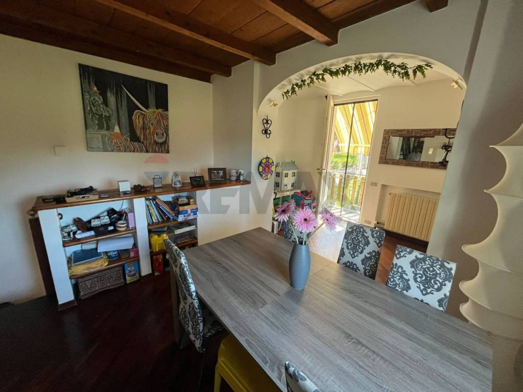 Casa indipendente a Cuvio in Via Giuseppe Verdi, 7 - Foto 4