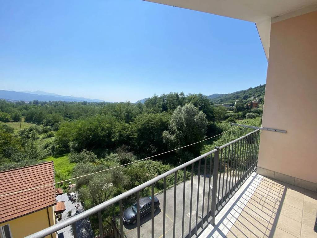 Appartamento a Follo in Via Brigate Partigiane, 192 A - Foto 3