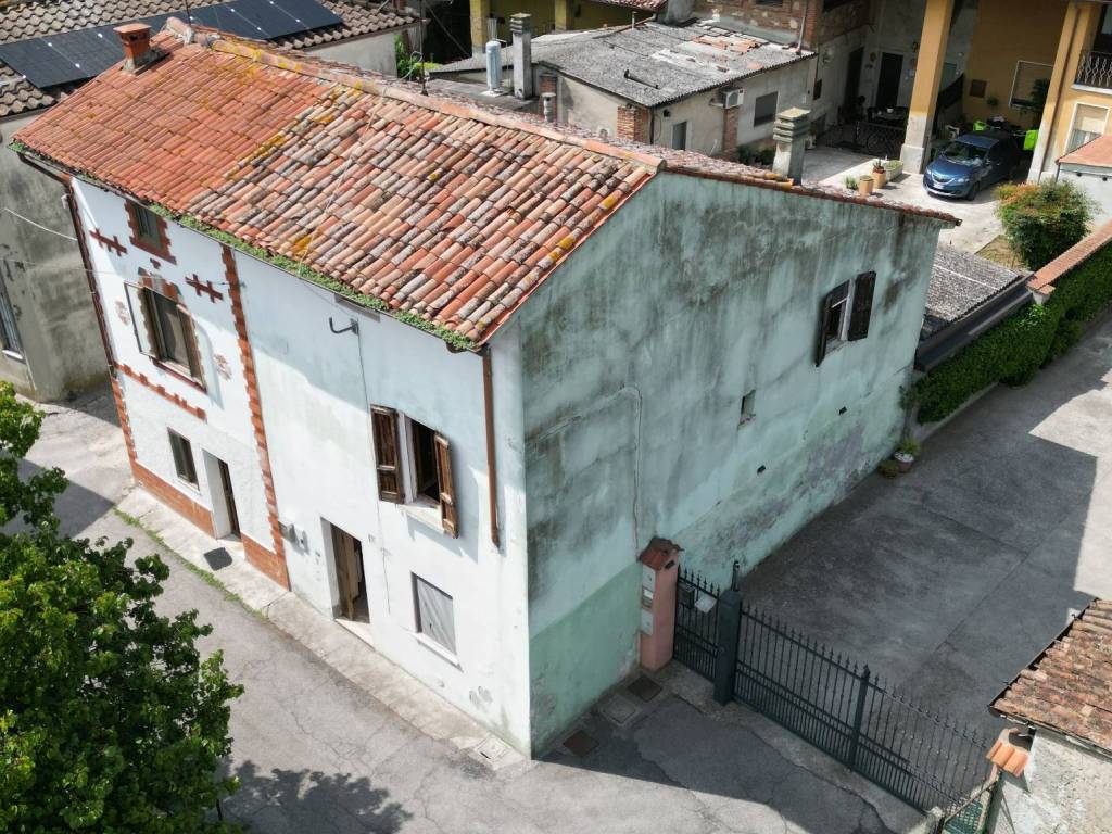 Casa indipendente a San gervasio bresciano in Vicolo degli Orti, 9 - Foto 2