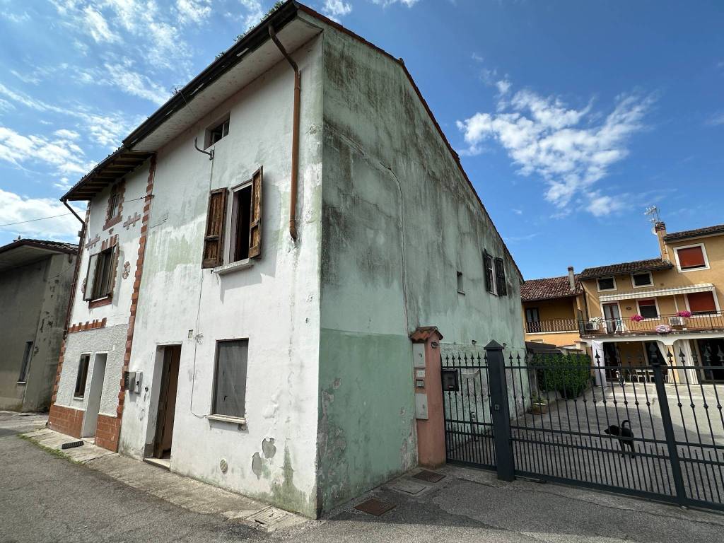 Casa indipendente a San gervasio bresciano in Vicolo degli Orti, 9 - Foto 3