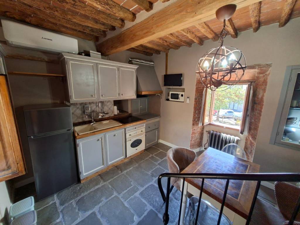 Casa indipendente a Cascina in Viale Comasco Comaschi - Foto 4