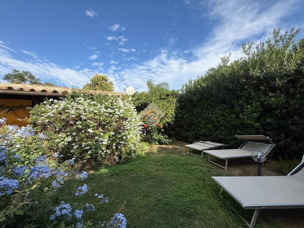 Villa a Villasimius in Viale Degli Asparagi, 21 - Foto 4