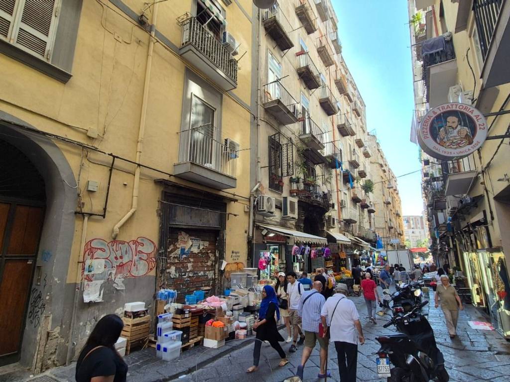 Appartamento a Napoli in via Pignasecca - Foto 2