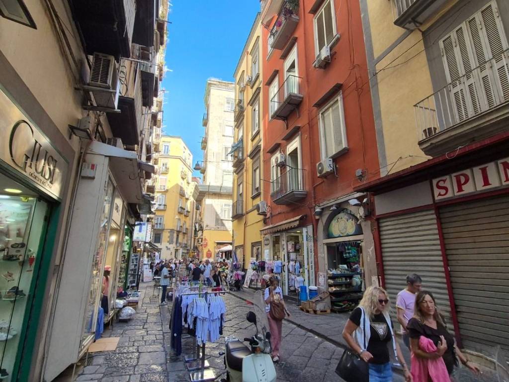 Appartamento a Napoli in via Pignasecca - Foto 3