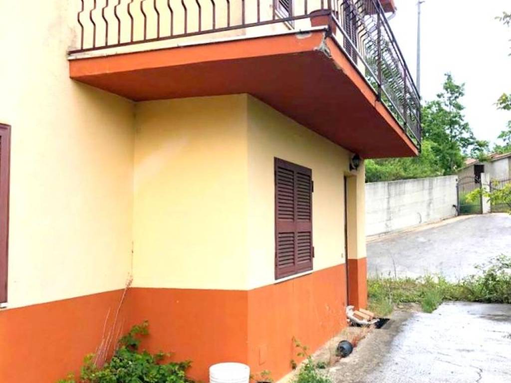 Villa a Teora in Contrada Seconda Procisa Nuova - Foto 4