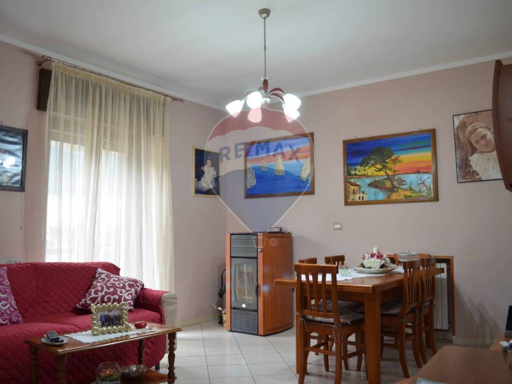 Casa indipendente a Montesarchio - Foto 2