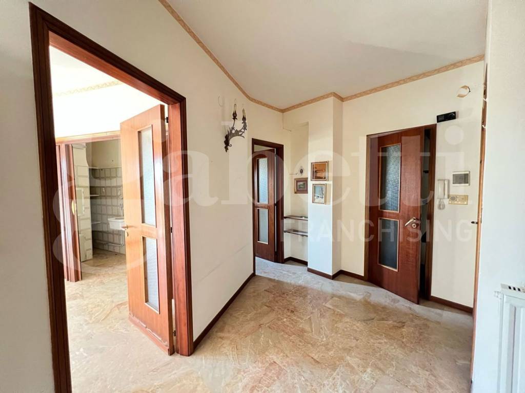 Appartamento a Bisceglie in Via Vittorio Veneto, 69 - Foto 3