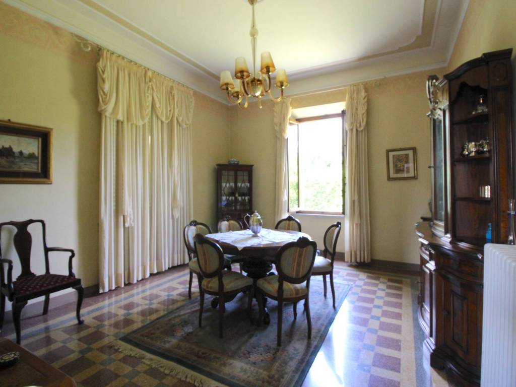 Villa a Pescia in Strada Regionale Lucchese - Foto 5