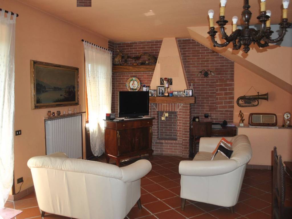 Villa a Borgo vercelli in Strada Bagnù Inferiore - Foto 3