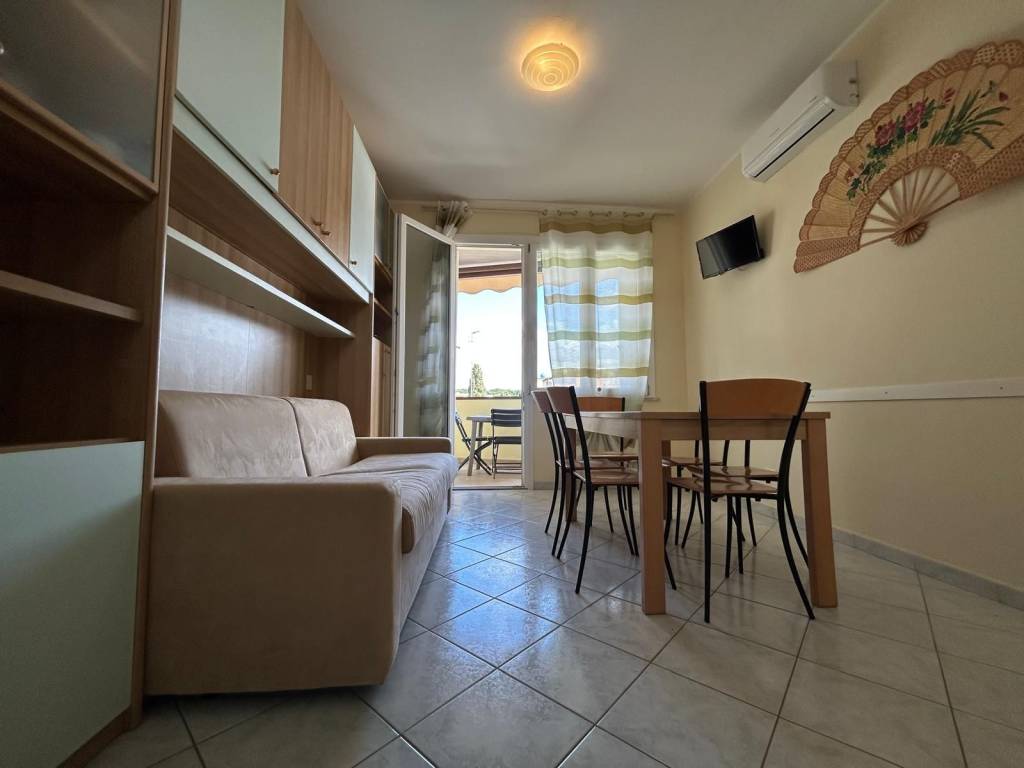 Appartamento a Follonica in Via Litoranea - Foto 2