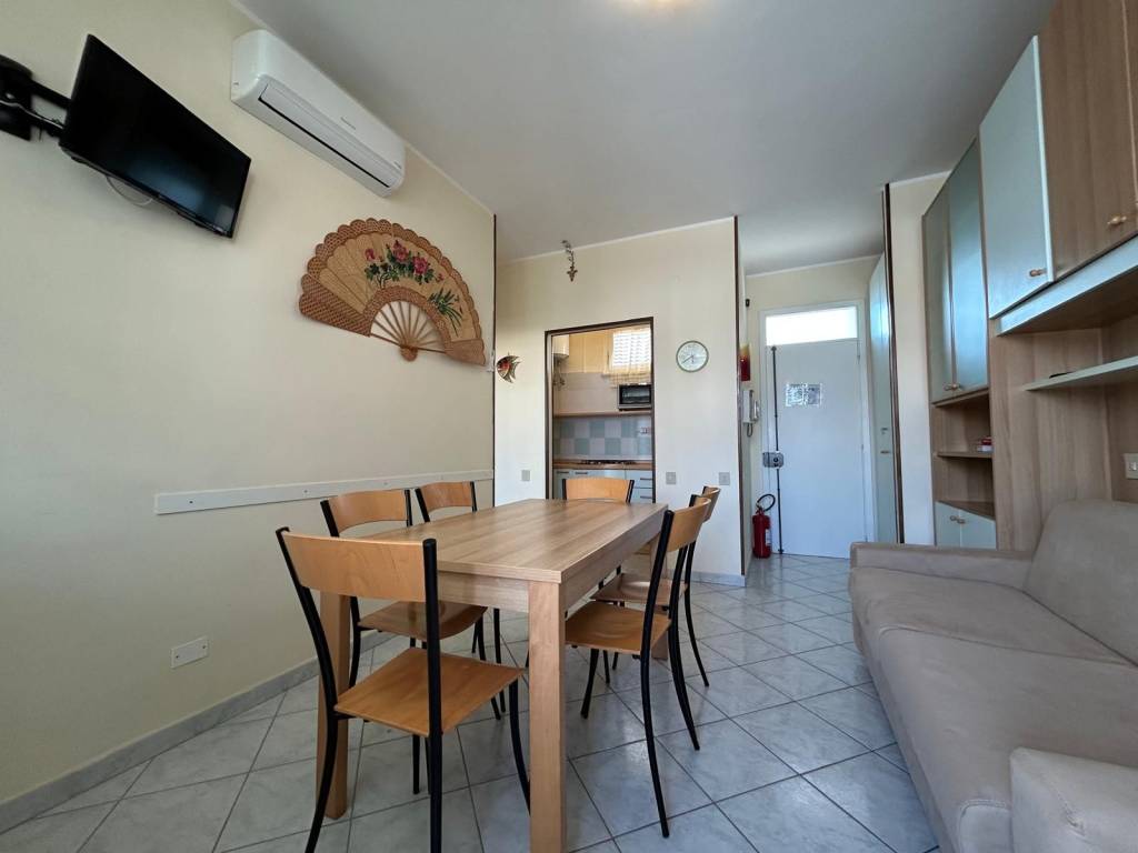 Appartamento a Follonica in Via Litoranea - Foto 4