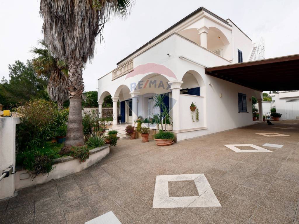 Villa a Salve in Via dei Gladioli - Foto 2