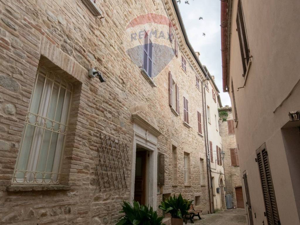 Palazzo / stabile a Staffolo in via solferino, 4 - Foto 2