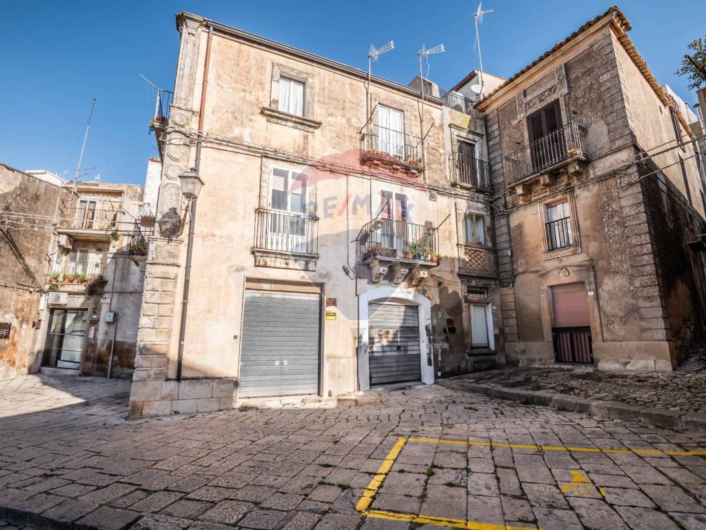 Casa indipendente a Chiaramonte gulfi in Via San Francesco, 2 - Foto 2