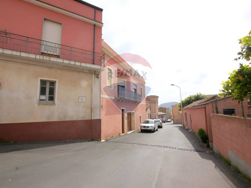 Casa indipendente a Teulada in Via Regina Elena - Foto 2