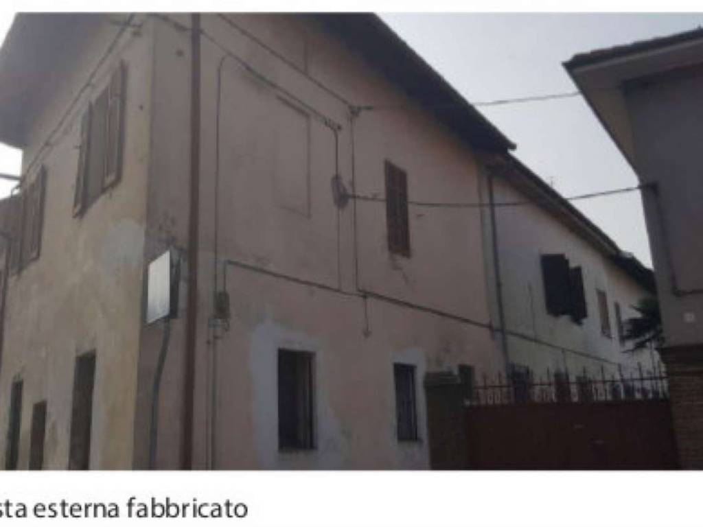 Casa indipendente a Cilavegna in via Giuseppe Campana 90 - Foto 5