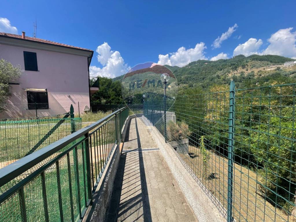 Appartamento a Borzonasca in via pian dei bossetti, 7 - Foto 4