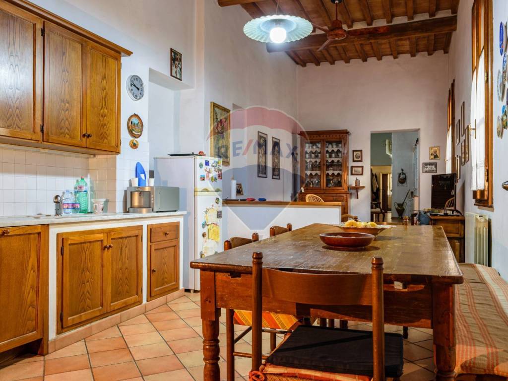 Appartamento a Montevarchi in Via Roma, 106 - Foto 2