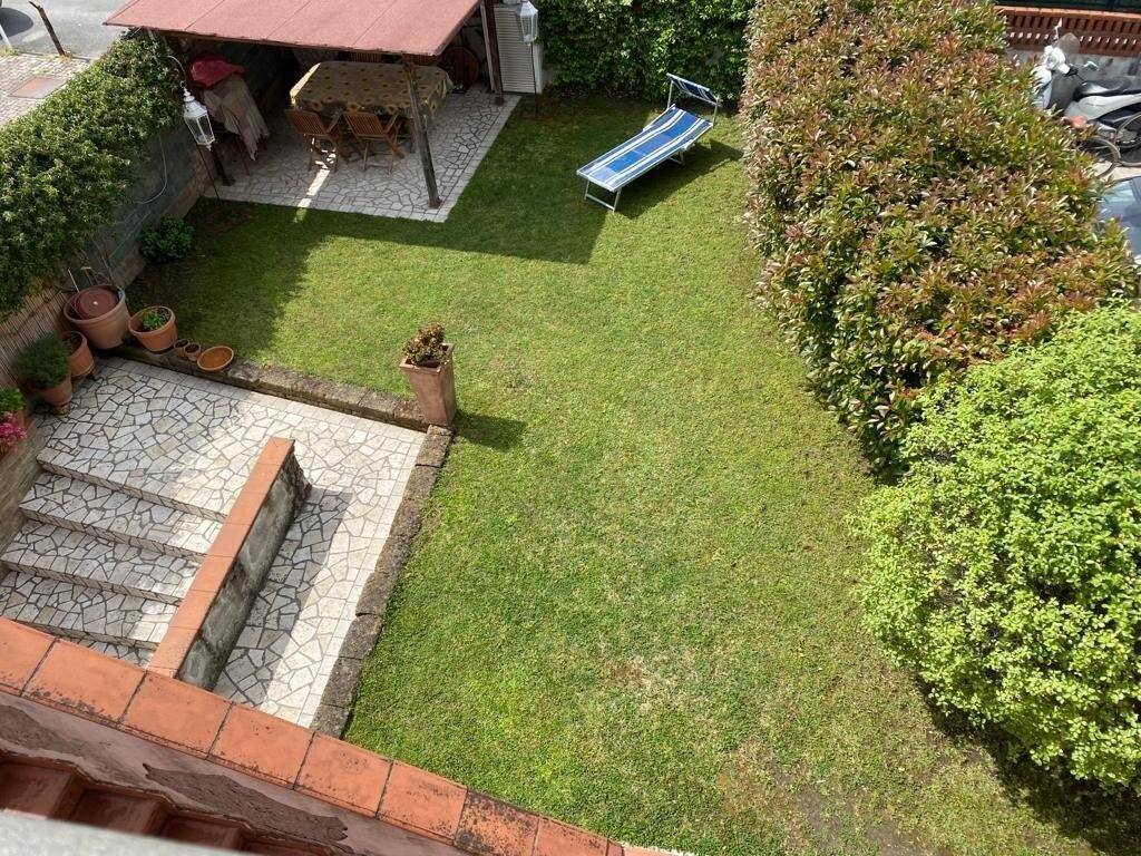 Casa indipendente a Massa in Via Quercioli, , 37 - Foto 3