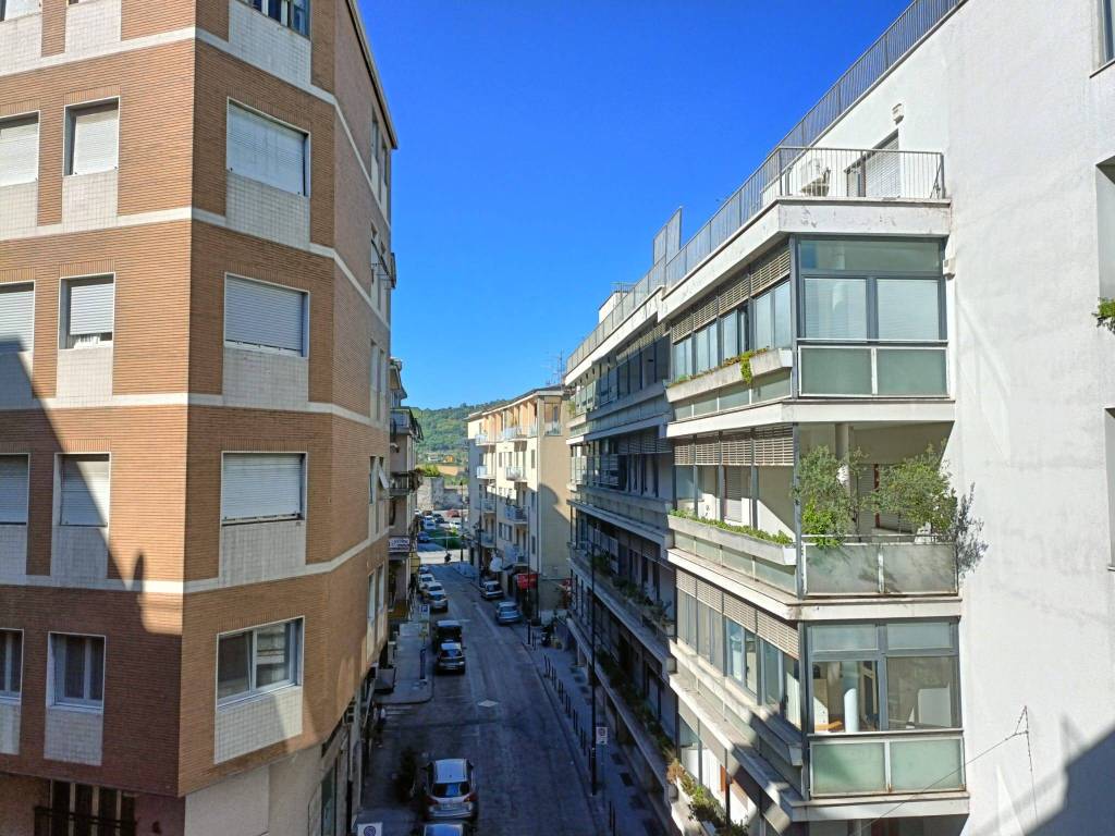 Appartamento a Benevento in Corso Vittorio Emanuele III - Foto 2