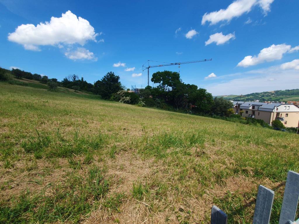 Terreno a Tolentino in Via Portanova - Foto 2
