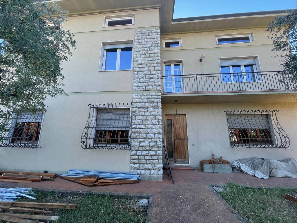 Appartamento a Quarrata in Via Lucciano, 111 - Foto 3