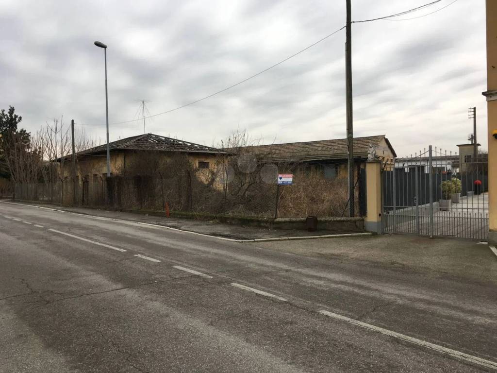 Terreno a Quinzano d'oglio in Via Giacomo Matteotti, 60 - Foto 4
