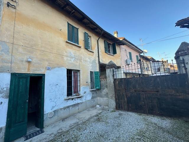Casa indipendente a Corteolona e genzone in via xx settembre 24 - Foto 3