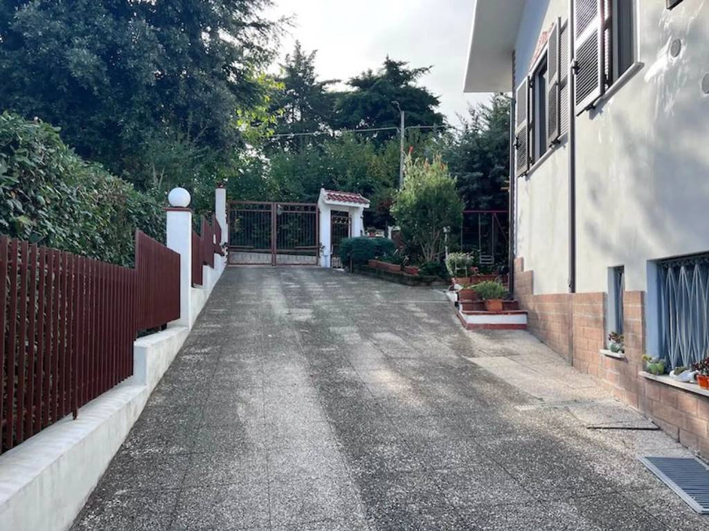Villa a Ancona in Strada Monteferro - Foto 5