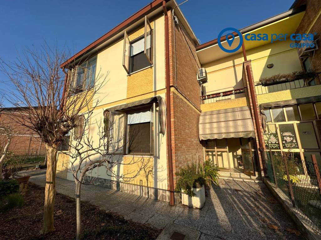 Villa a Papozze in papozze, Via Della Repubblica - Foto 2
