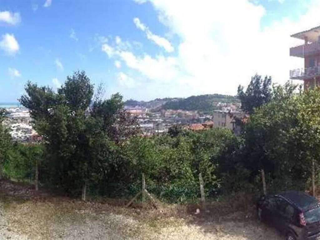 Appartamento a Ancona in Quartiere Scrima - Foto 2