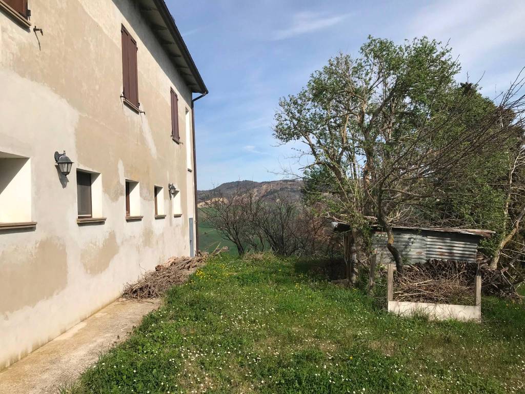 Rustico / casale a Sassocorvaro auditore in VIA DEI MOLINELLI 34 - Foto 2