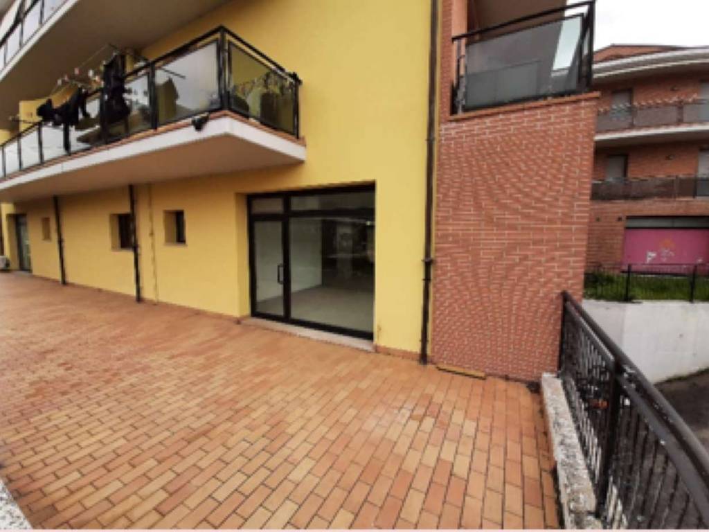 Immobile a Montecalvo in foglia in Via del Popolo - ang Via A. De Gasperi snc - Foto 5