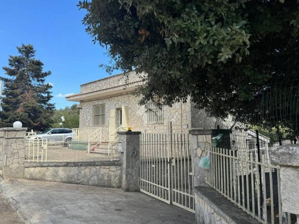 Villa a Martina franca in Contrada Santoro - Foto 2
