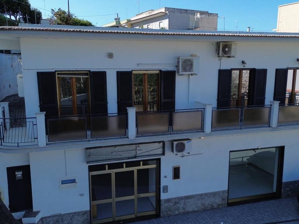 Appartamento a Monte di procida in Via Le Croci, 14 - Foto 2