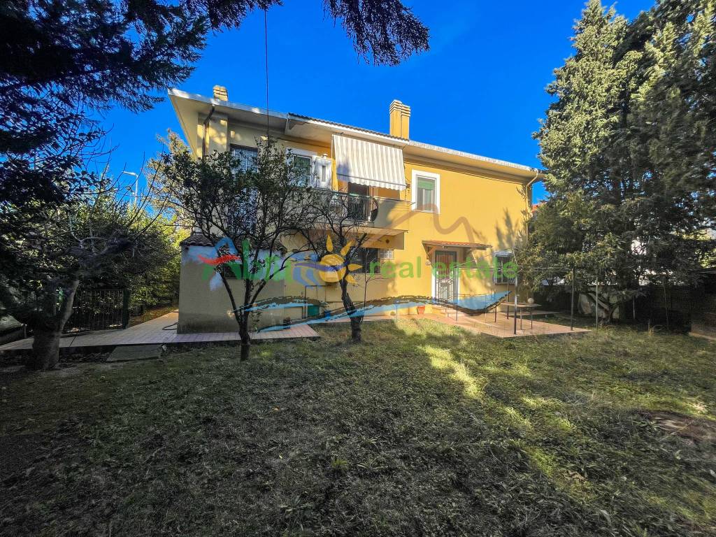 Villa a San giovanni teatino in Via Pietro Nenni, 123 - Foto 5