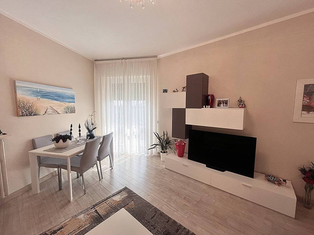 Appartamento a Novara in Strada Privata Torazzi, 43 - Foto 2
